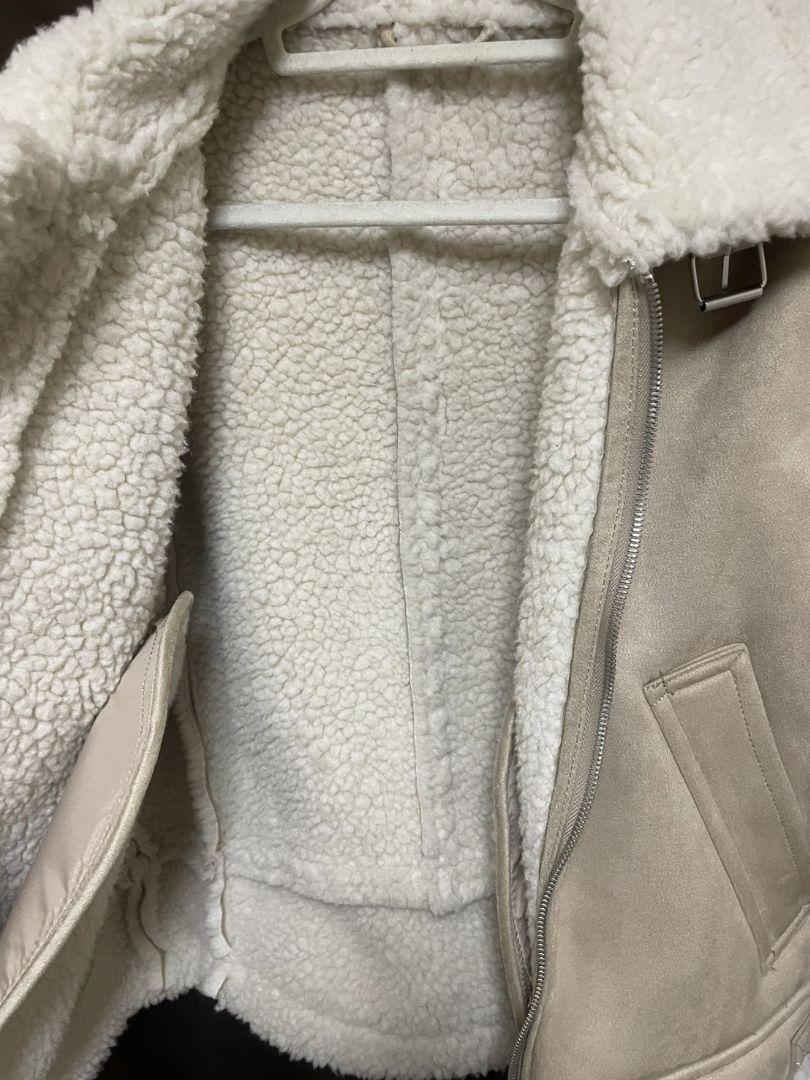 ZARA  ダブルフェイスボアジャケット