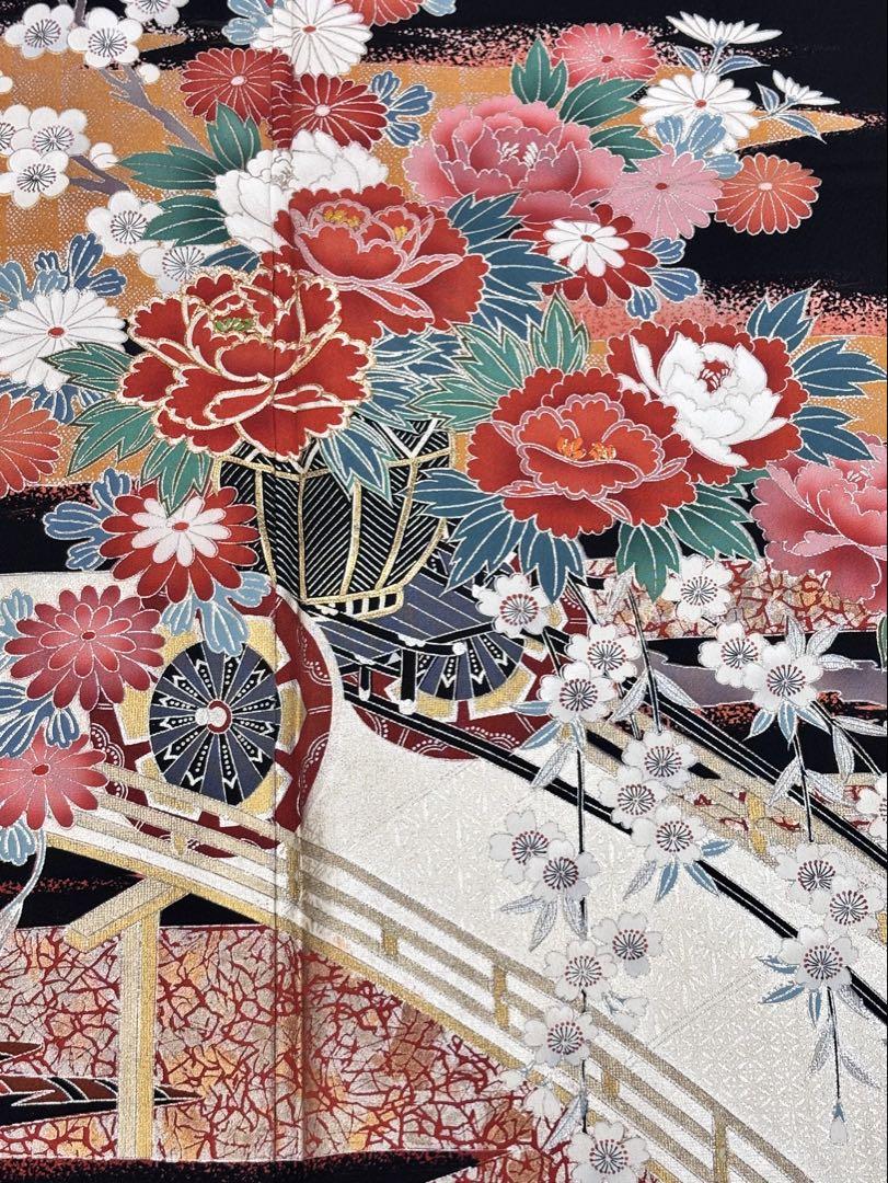 [TM03]超美品　豪華　黒留袖 花柄 身丈162cm裄丈65cm 結婚式