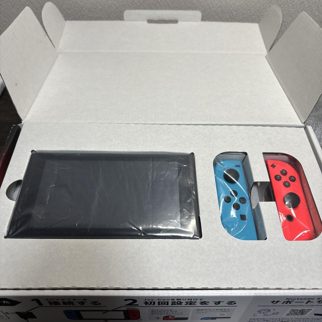 【美品】任天堂Switch本体   Joy-Conグリップ×2 純正品