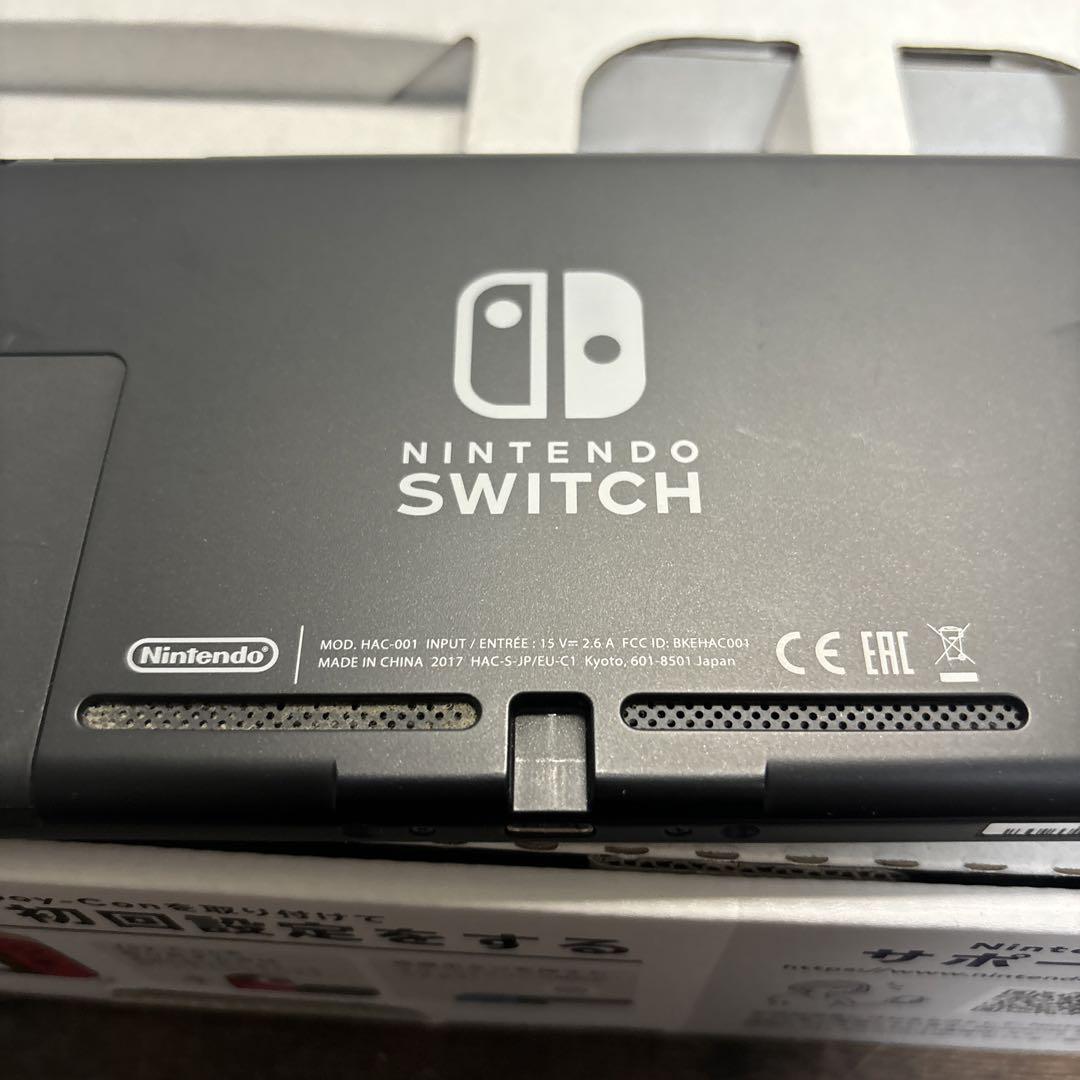 【美品】任天堂Switch本体   Joy-Conグリップ×2 純正品