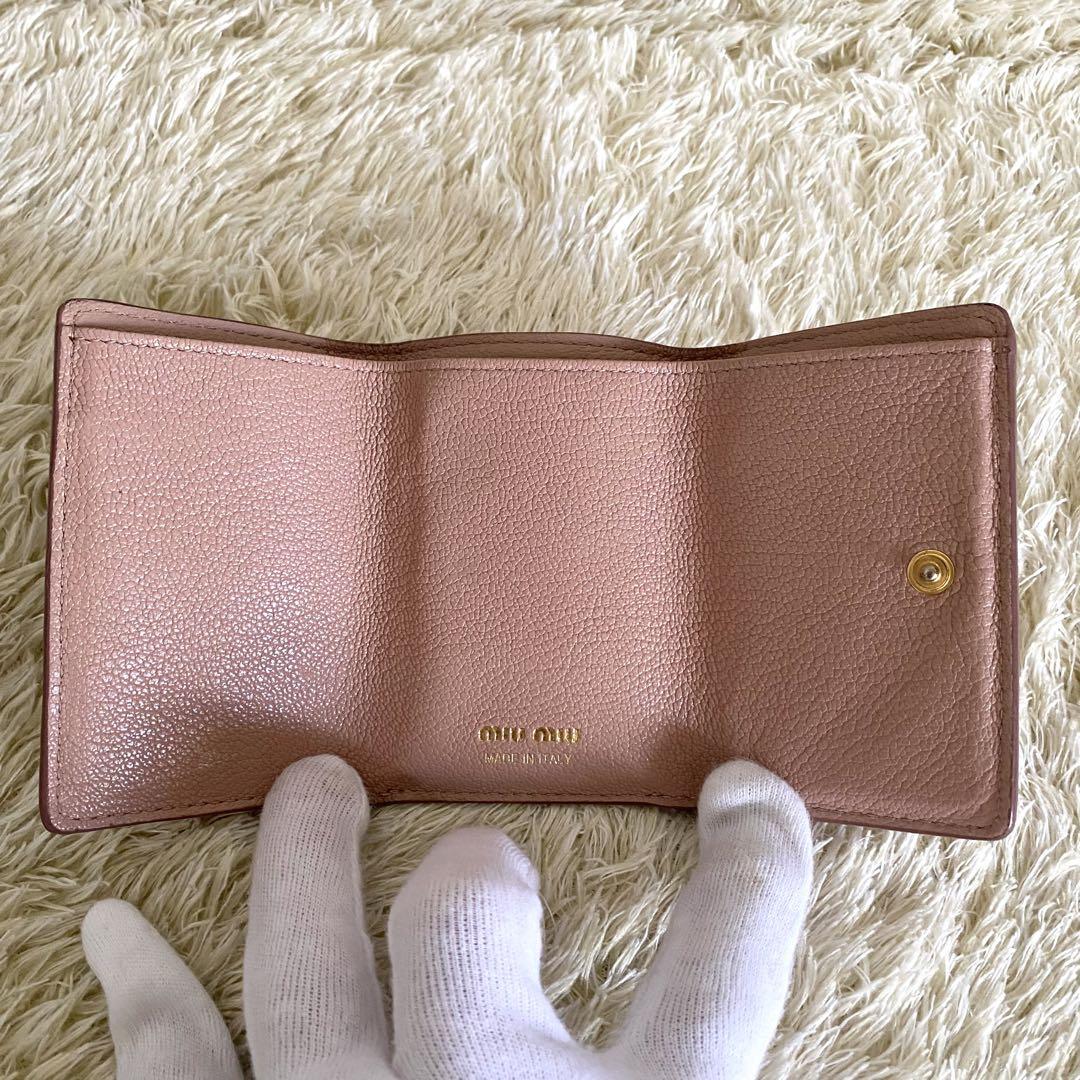 極美品 ミュウミュウ 三つ折り 財布 レザー リボン クリスタル ピンク