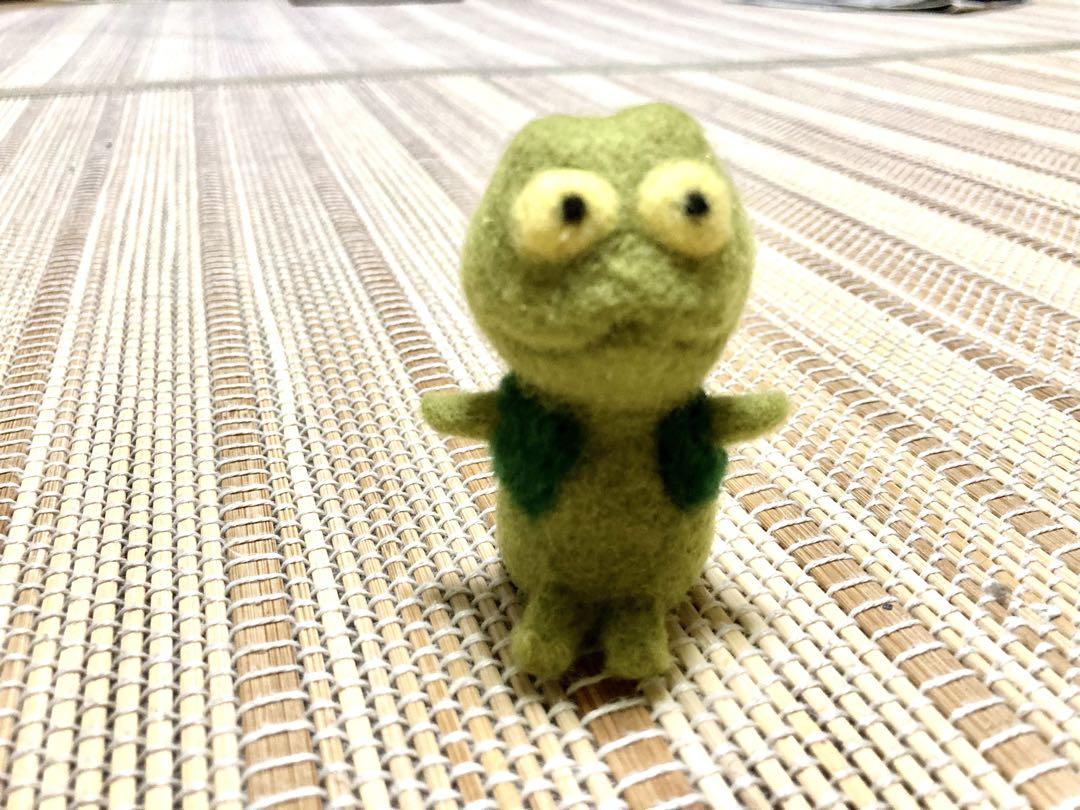 カエル　　羊毛フェルト