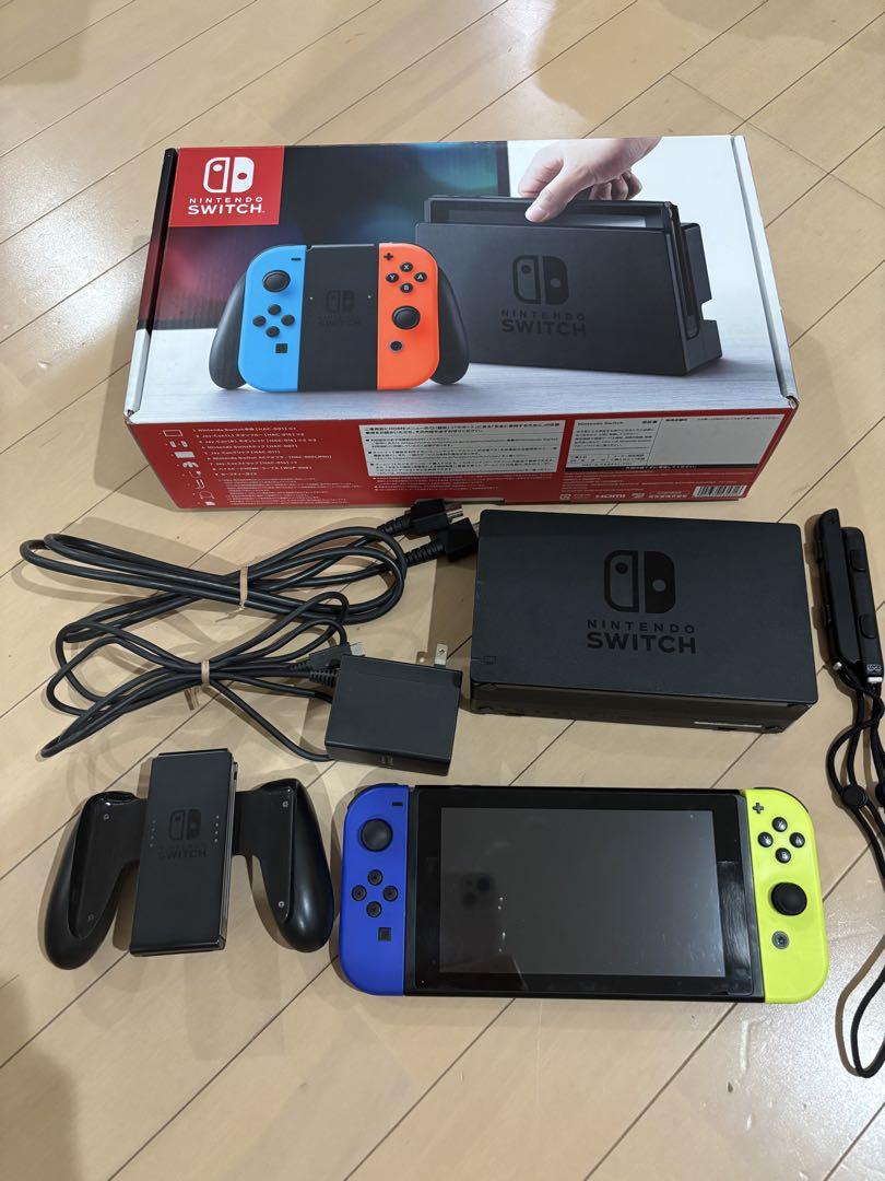 Switch本体　ニンテンドー　任天堂