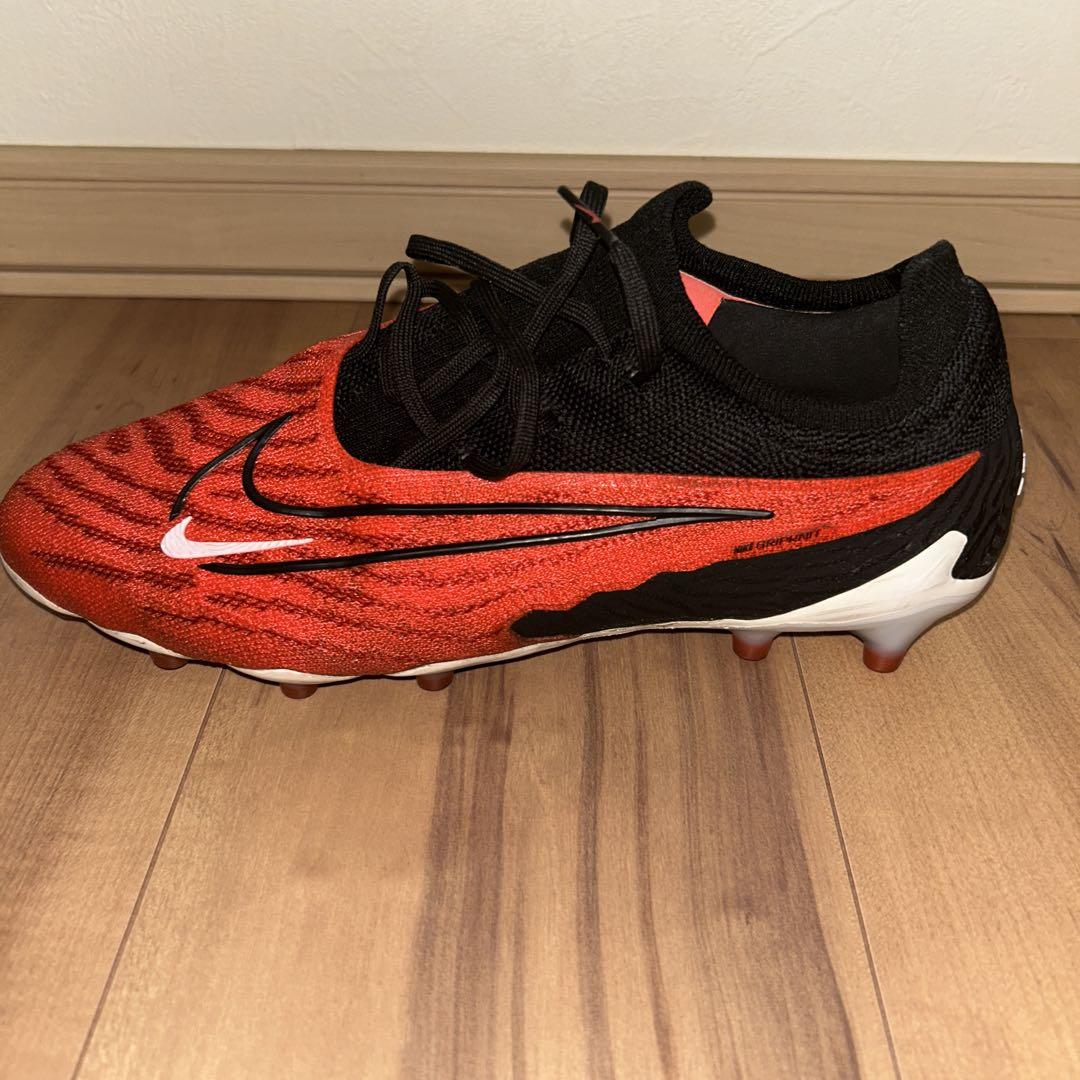 サッカー　スパイク NIKE ファントム