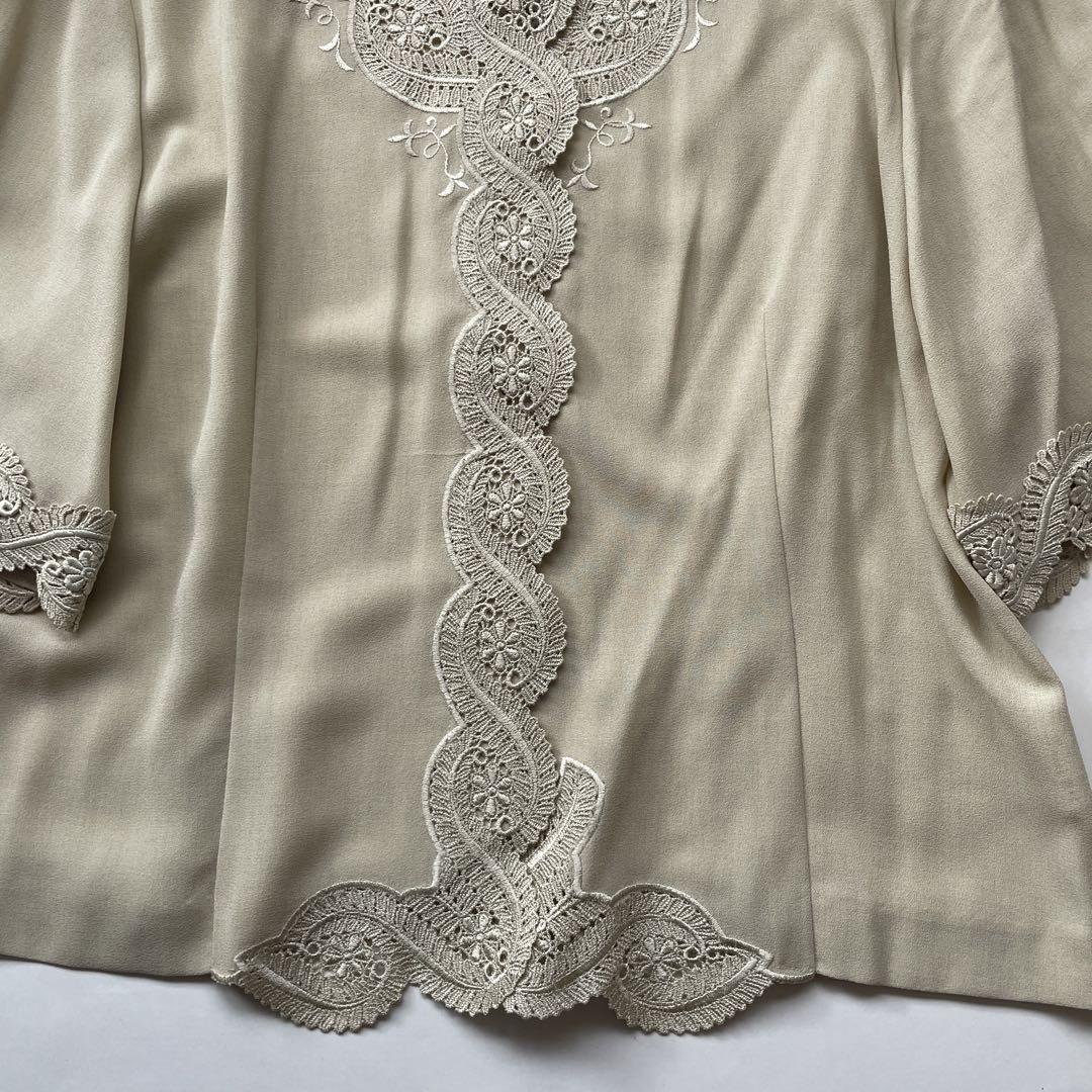 Hanano Blouse ハナノブラウス 昭和レトロの通販 by BETTY's
