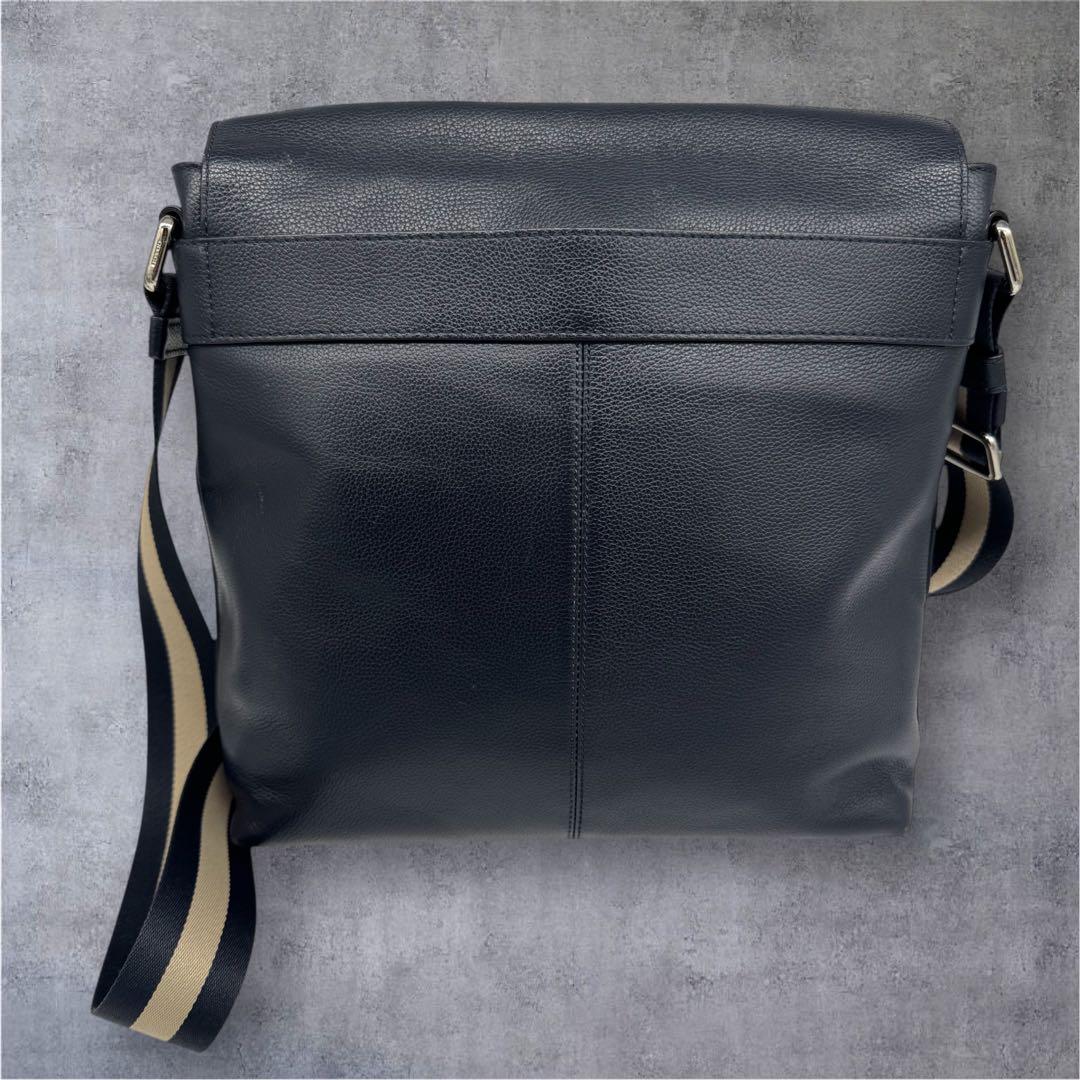 COACHコーチ チャールズ メッセンジャーショルダーバッグ レザーメンズ COACHコーチ チャールズ メッセンジャーショルダーバッグ レザーメンズ