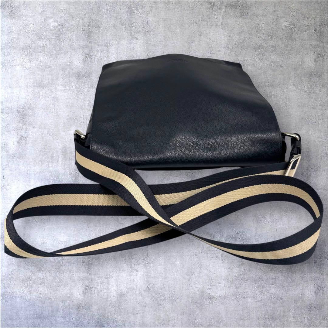 COACHコーチ チャールズ メッセンジャーショルダーバッグ レザーメンズ COACHコーチ チャールズ メッセンジャーショルダーバッグ レザーメンズ