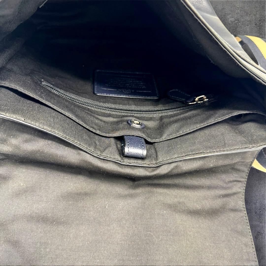 COACHコーチ チャールズ メッセンジャーショルダーバッグ レザーメンズ COACHコーチ チャールズ メッセンジャーショルダーバッグ レザーメンズ