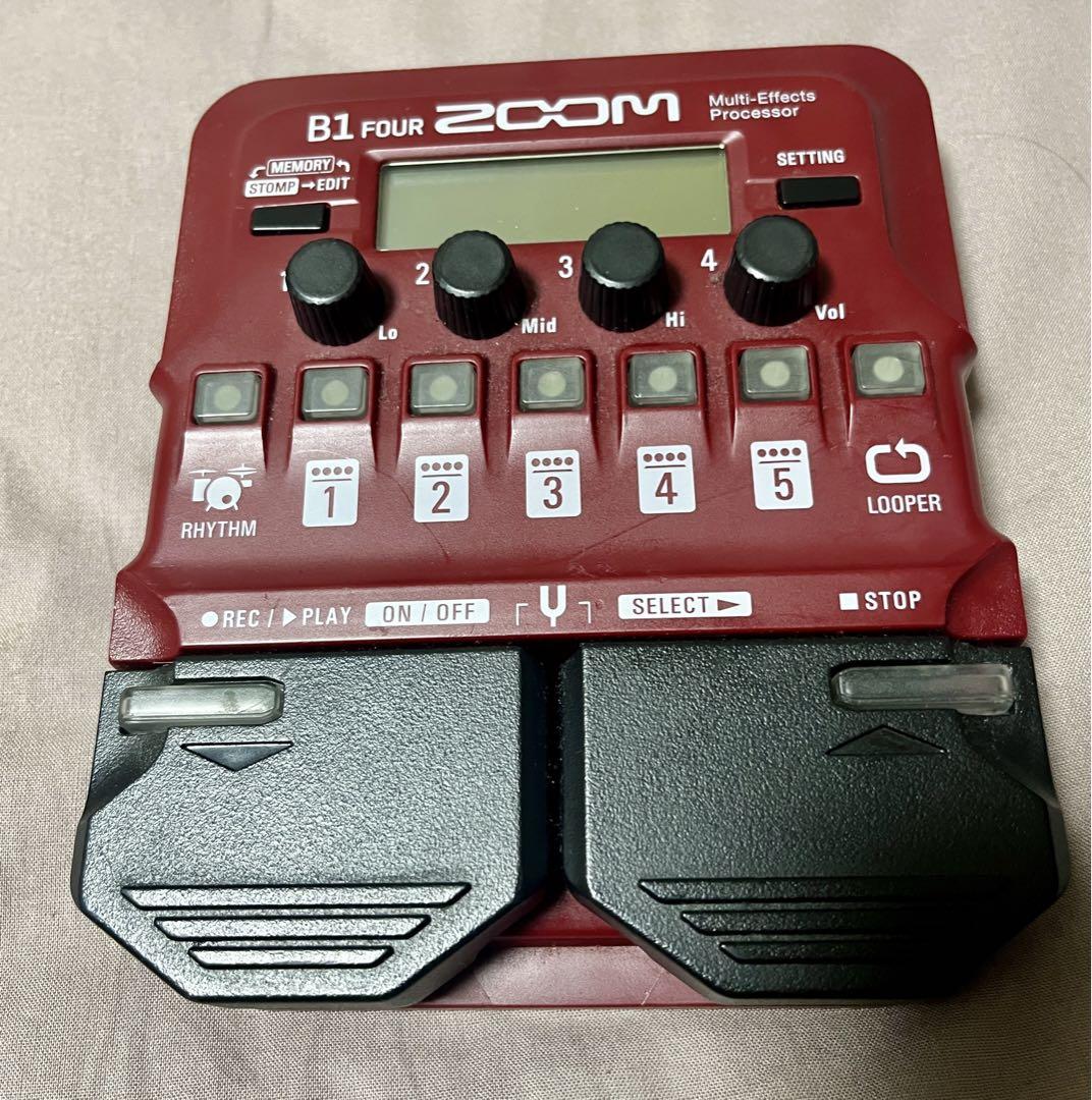 ベース ZOOM B1FOUR