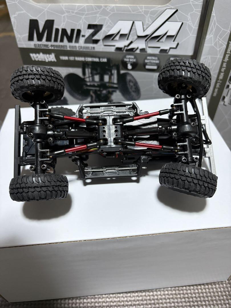 ミニッツ4×4