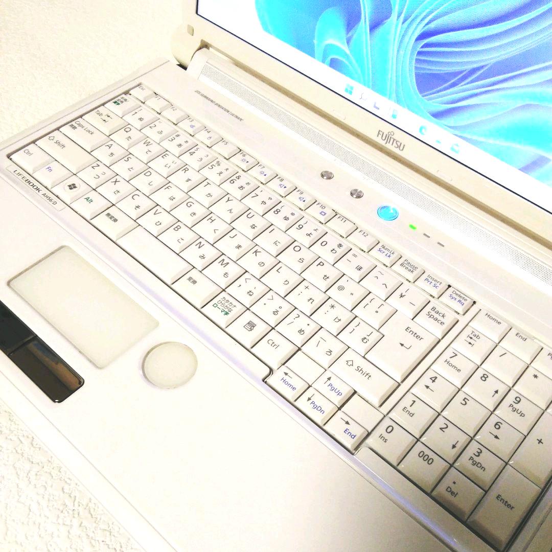 お得新品 富士通ノートパソコン Blu-ray Core i5 Webカメラ ZdnW6-m63777571529 ホワイト 正規品