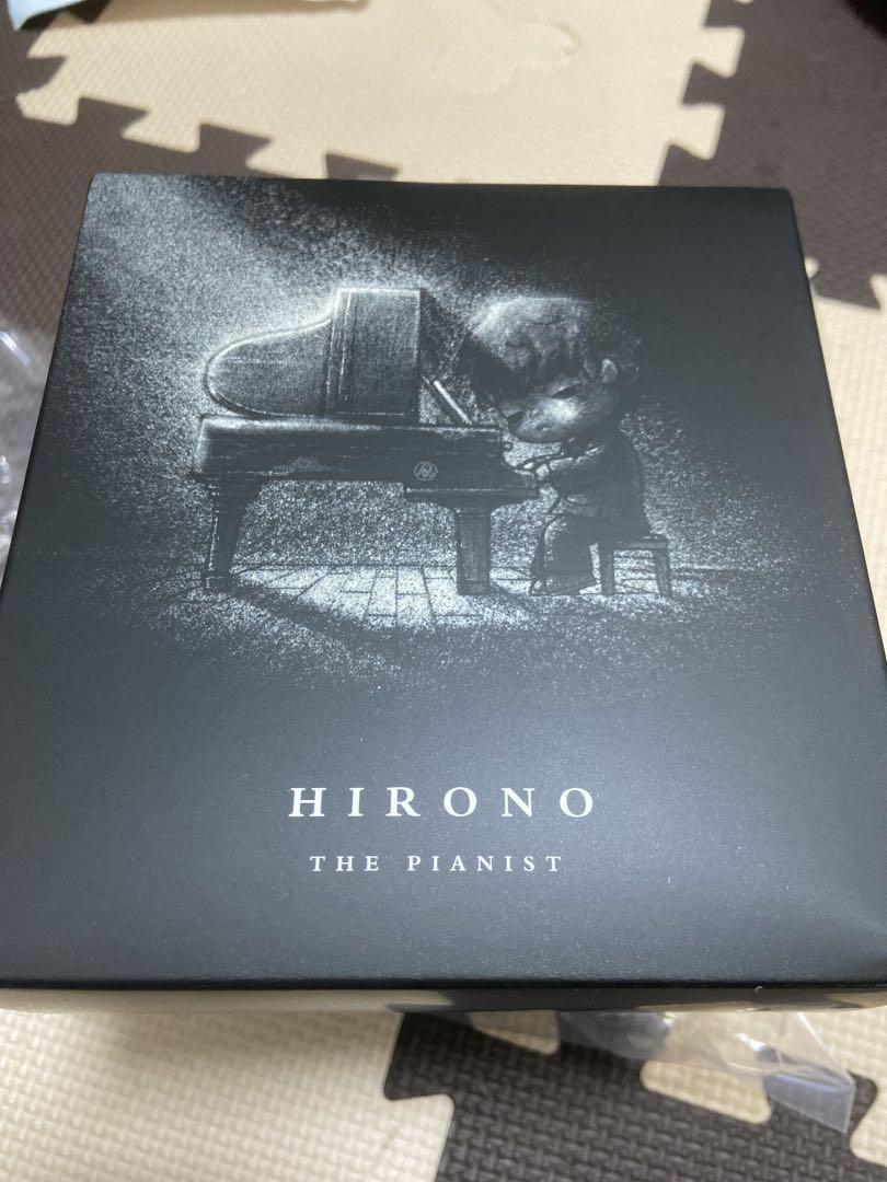 Hirono The Pianist Figure - POP MART (Canada)