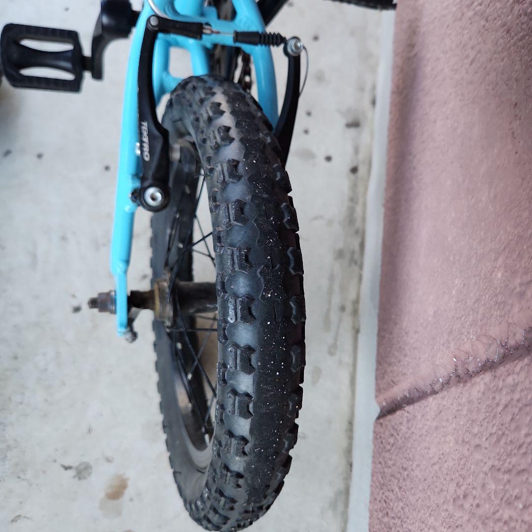 【送料込み】ヨツバサイクル　14インチ　ラムネブルー　キッズ自転車