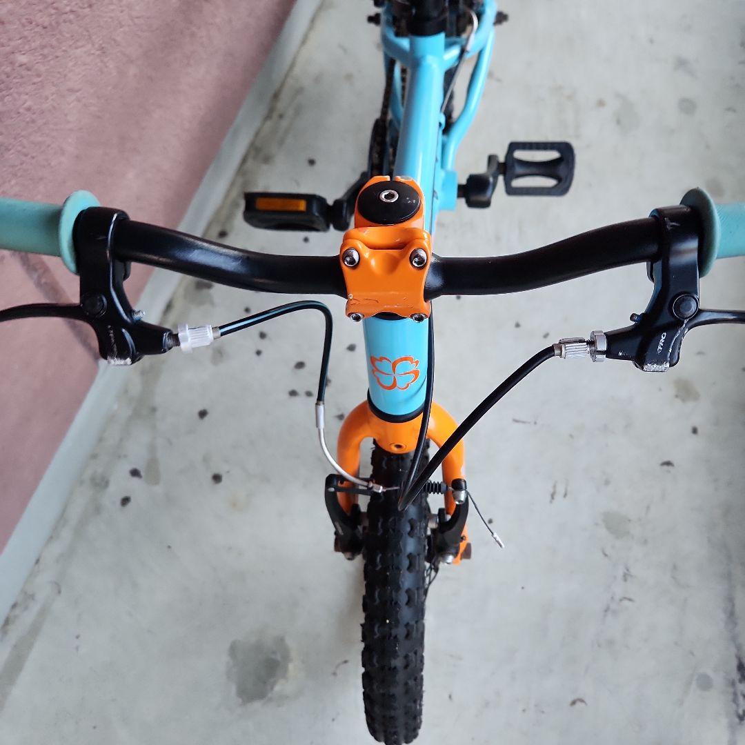 【送料込み】ヨツバサイクル　14インチ　ラムネブルー　キッズ自転車