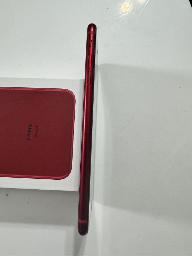 携帯電話本体 iPhone 8 Plus 64GB