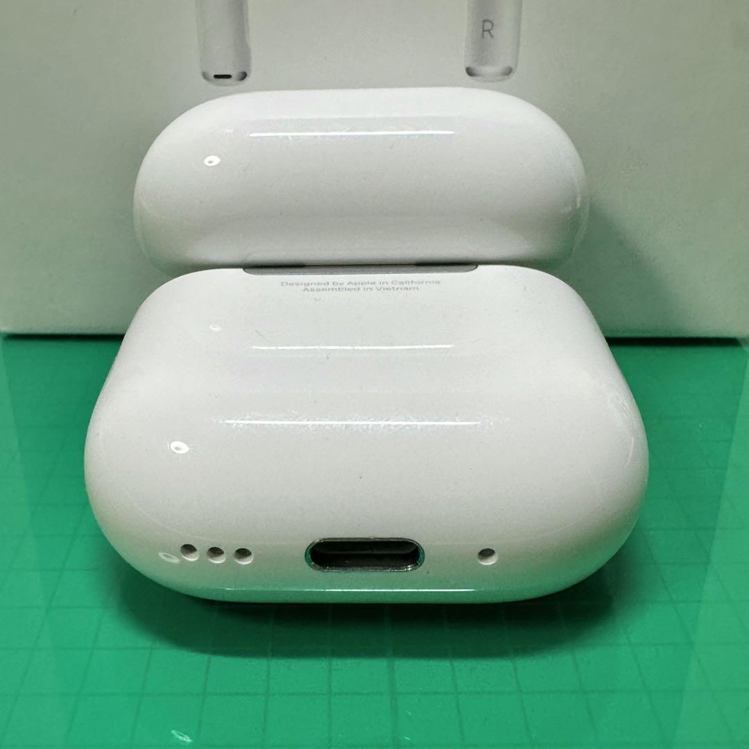 AirPods 第4世代 充電ケースのみ ノイキャン付 A3059 YLHY Apple - AirPods 第4世代 充電ケースのみ ノイキャン付 A3059の