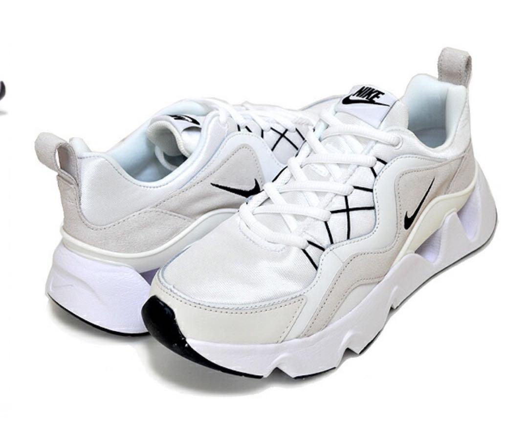 【ゆきだるまさん専用】NIKEスニーカー WMNS NIKE RYZ 365