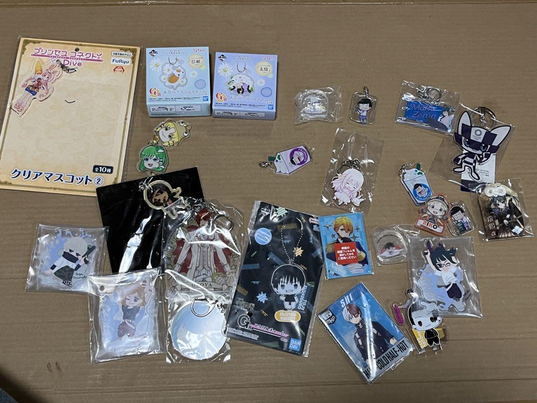 画像7枚あり アニメグッズ まとめ売り 画像7枚あり アニメグッズ まとめ売り