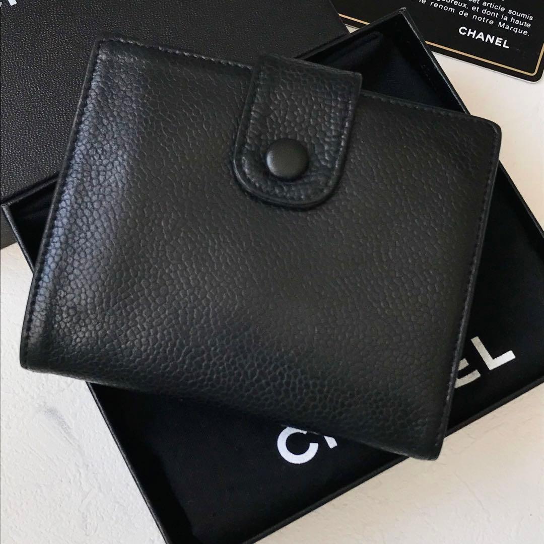 ふるさと納税 美品✨シャネル ココマーク キャビアスキン 二つ折り財布