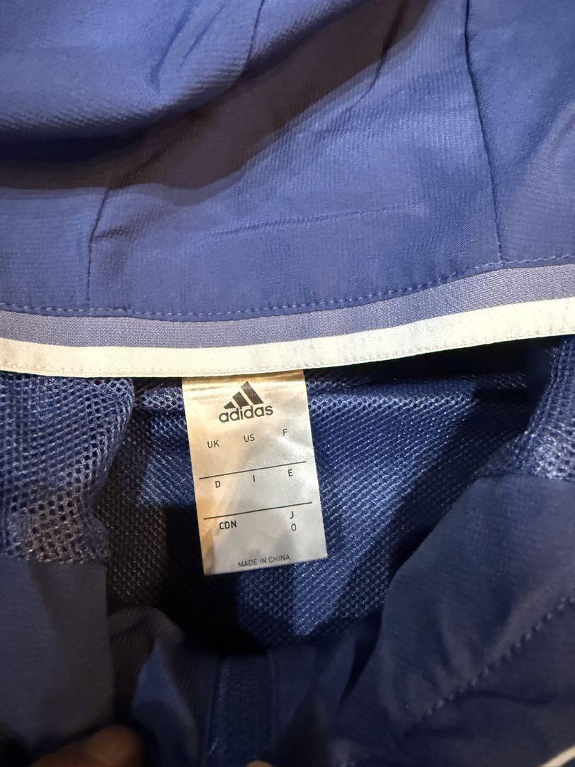 新品　アディダスadidas レアルマドリードナイロンフルジップパーカー　O