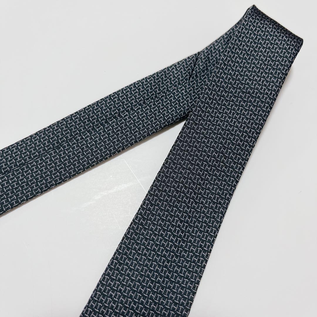 美品 エルメス ネクタイ ハイブランド H柄 ファソネ 光沢