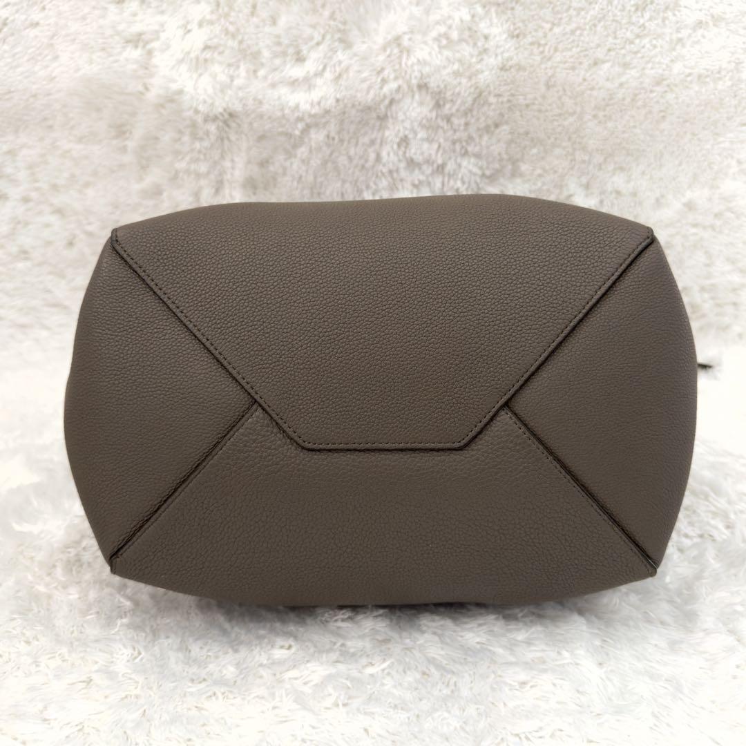 美品⭐️CELINE セリーヌ カバ ファントム スモール バッグ