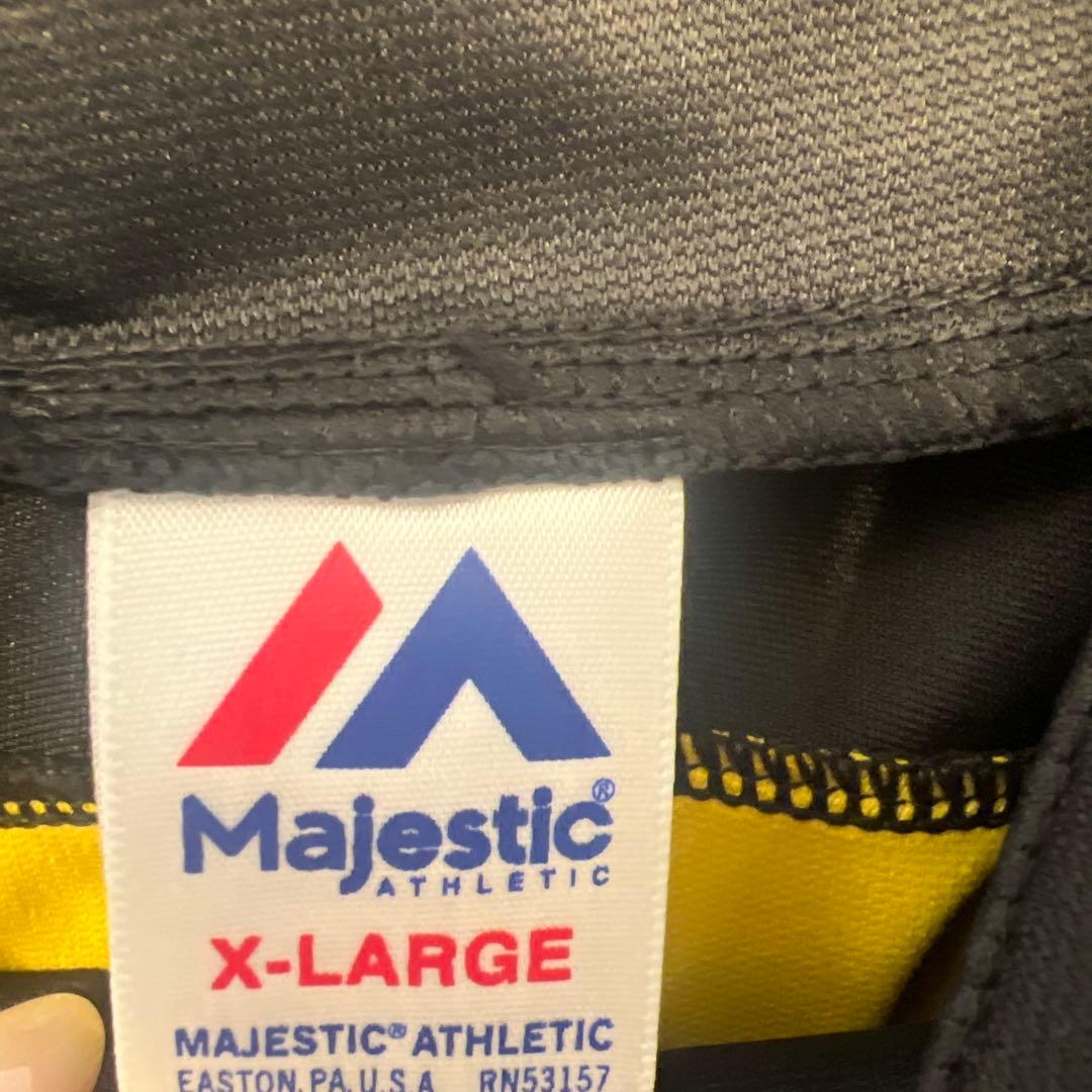 SoftBank Hawks フルジップジャケット Majestic新品タグ付き SoftBank Hawks フルジップジャケット Majestic新品タグ付き