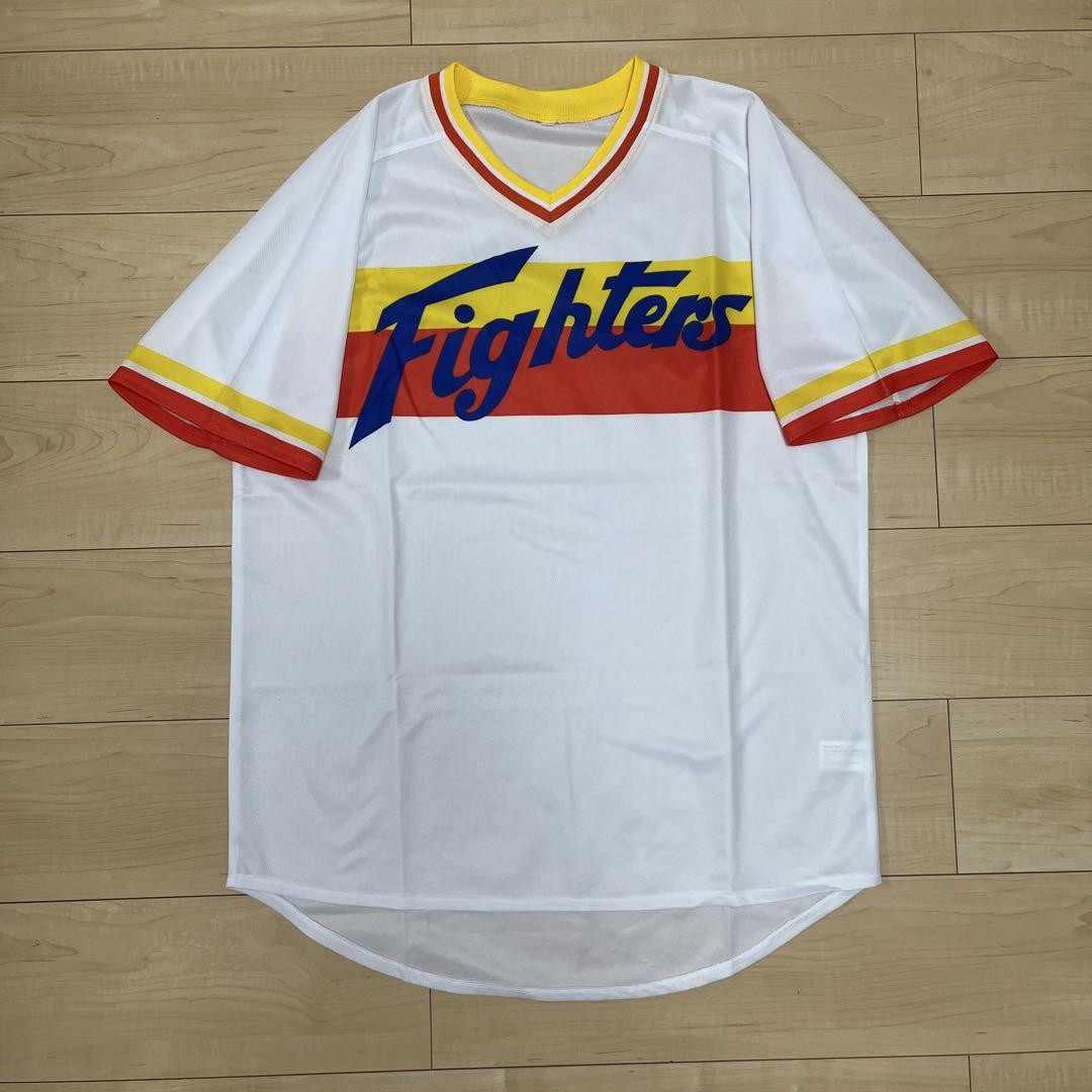 日本ハムファイターズ OFF THE GAMEフーディ Lサイズ 未使用・美