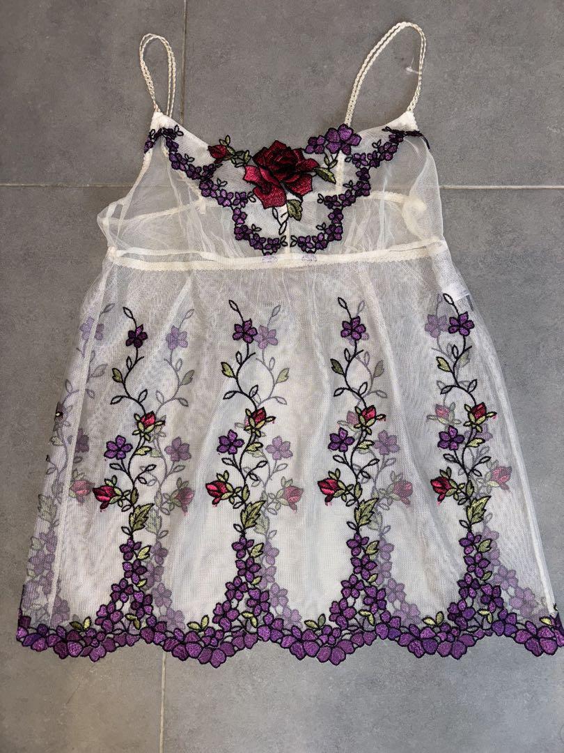 サルート 花柄刺繍 キャミソール未使用品　M