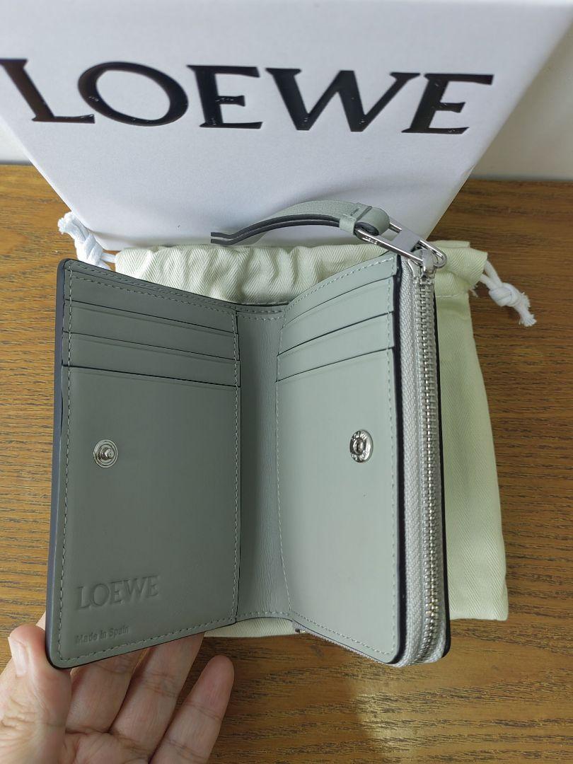 LOEWE パズル コンパクト ジップウォレット 二つ折り財布