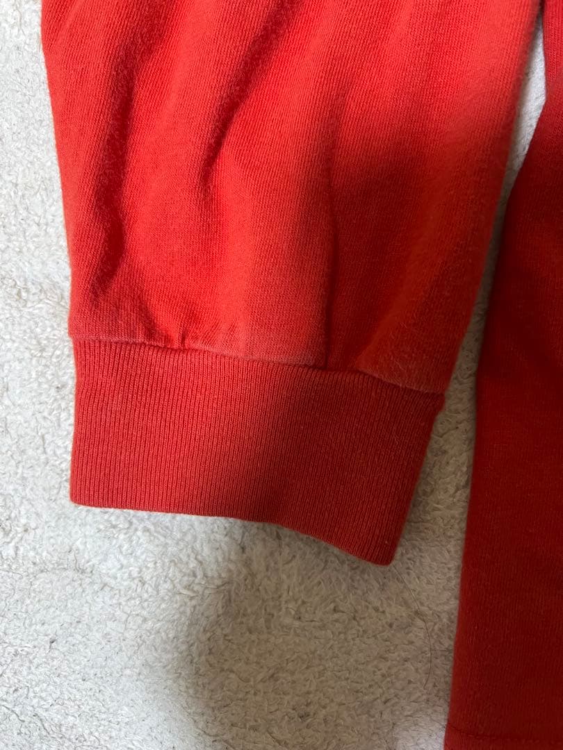 美品!現在廃盤品ヴェトモン センターロゴ 赤コットン ロングスリーブ トレーナー 美品!現在廃盤品ヴェトモン センターロゴ 赤コットン ロングスリーブ トレーナー