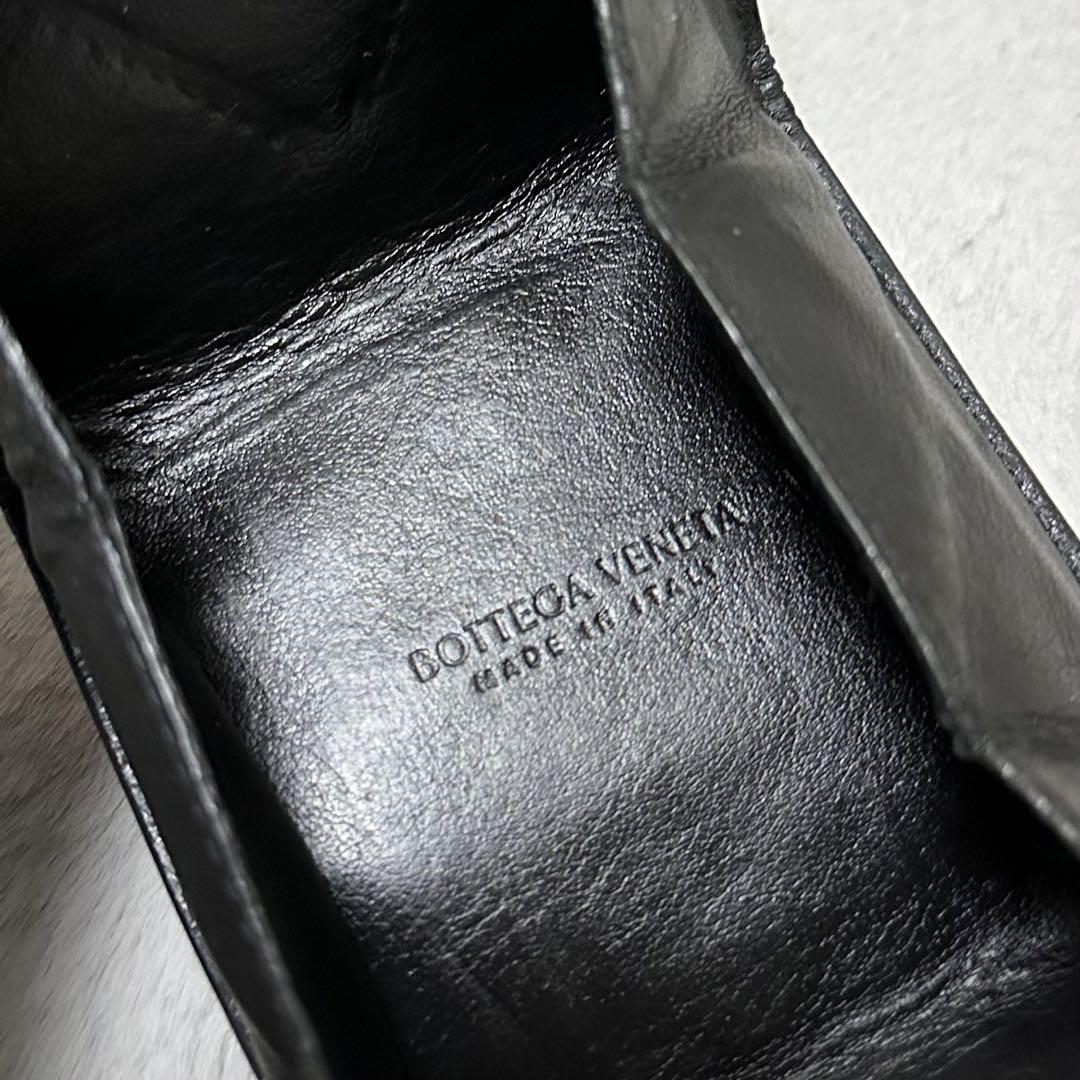 美品✨　BOTTEGA VENETA イントレチャート　小銭入れ　ブラック