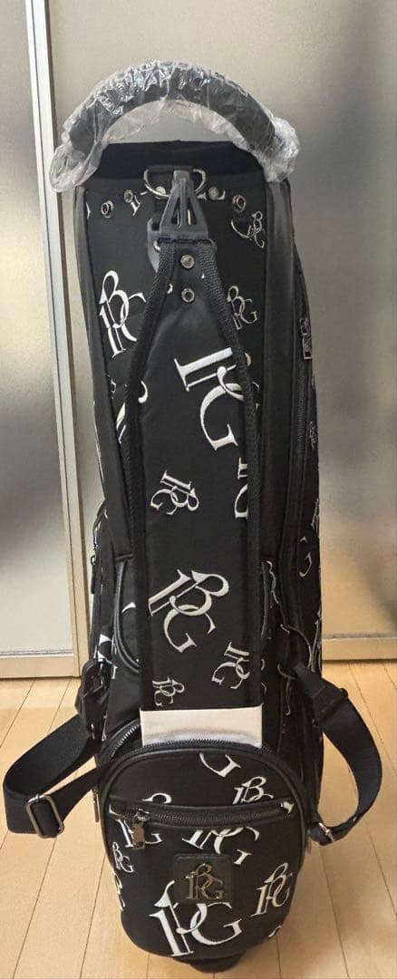 【未使用】1piu1uguale3 スタンドキャディーバック_リモンタナイロン 未使用】1piu1uguale3 スタンドキャディーバック - メルカリ
