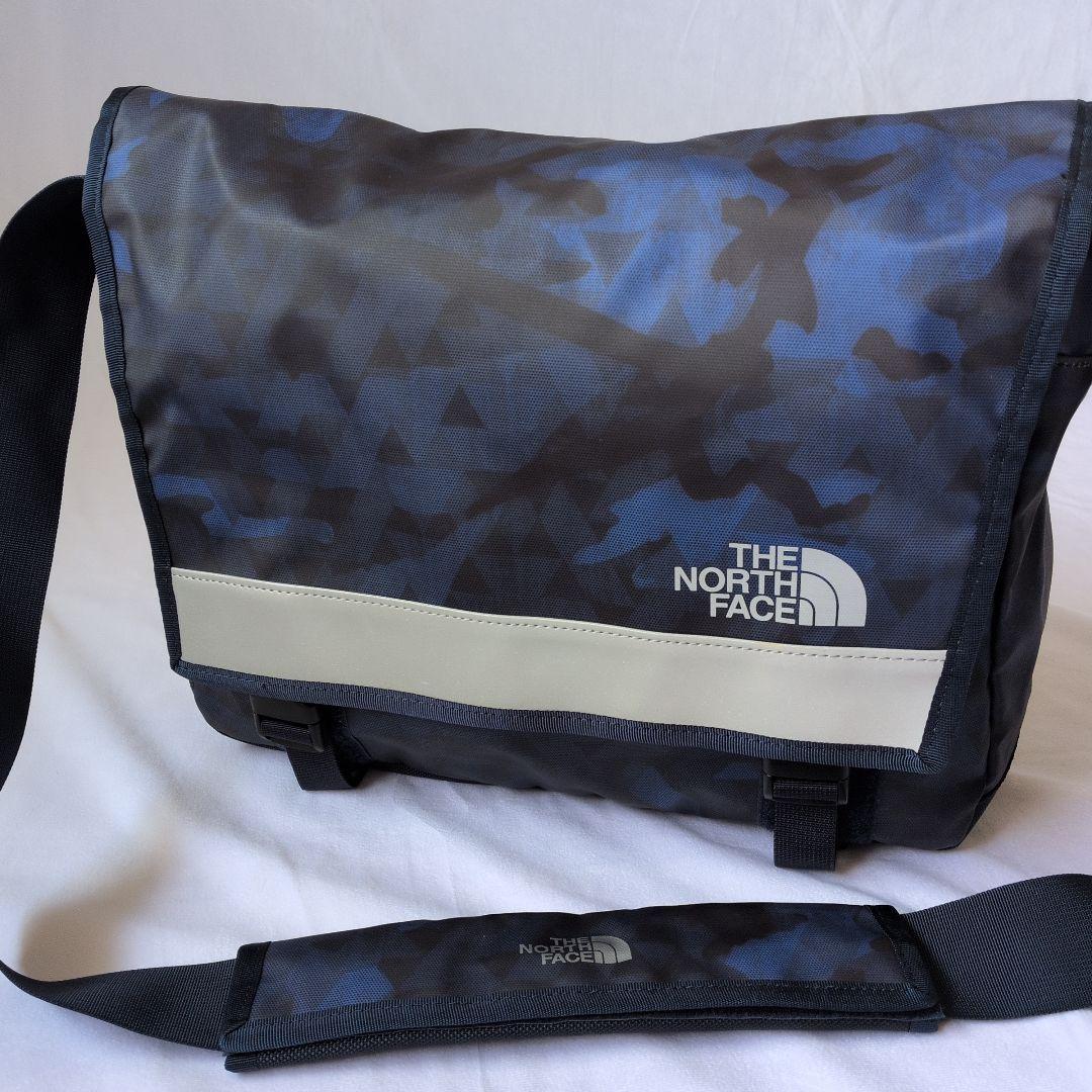 美品☆THE NORTH FACE ショルダーバッグ BCメッセンジャーバッグM