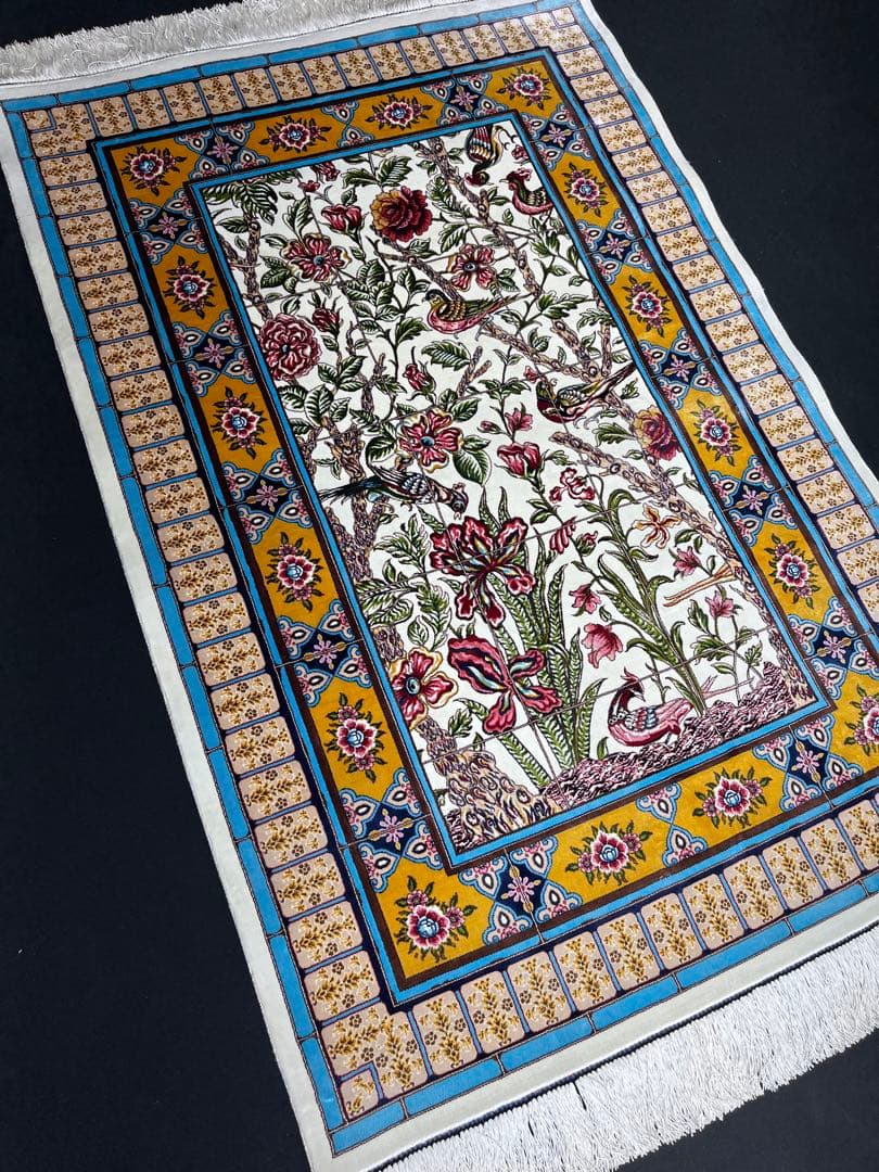 クム産 約116万ノット80×120cm