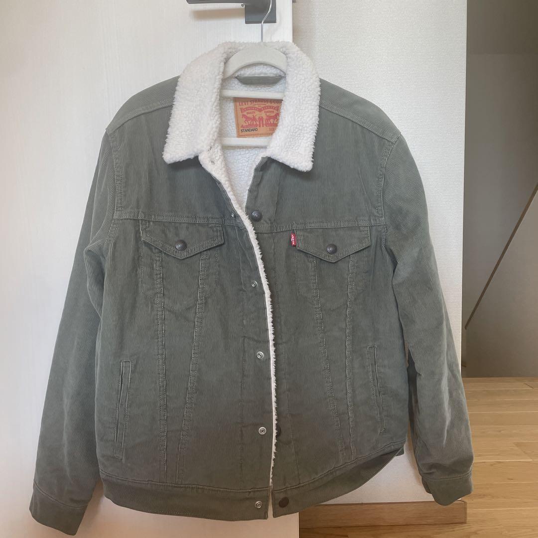 Levi's オリーブグリーン ボア襟付きジャケット 8,740円
