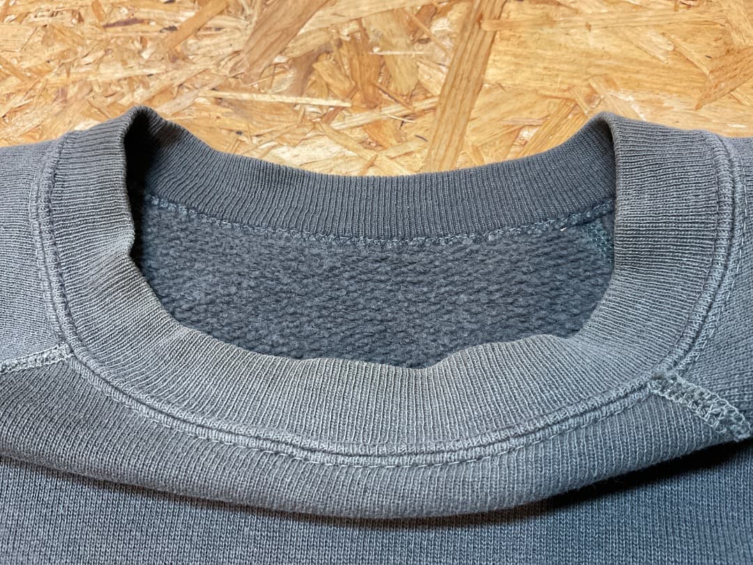 フェード抜群 60s 60年代 カレッジ 3段 ラグラン スウェット ブラック フェード抜群 60s 60年代 カレッジ 3段 ラグラン スウェット ブラック