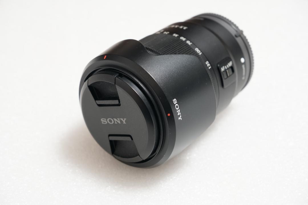 SONY SEL18135 E 18-135mm F3.5-5.6 OSS