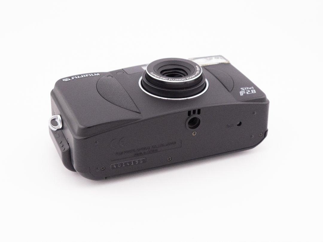 FUJIFILM Silvi F2.8 ブラック