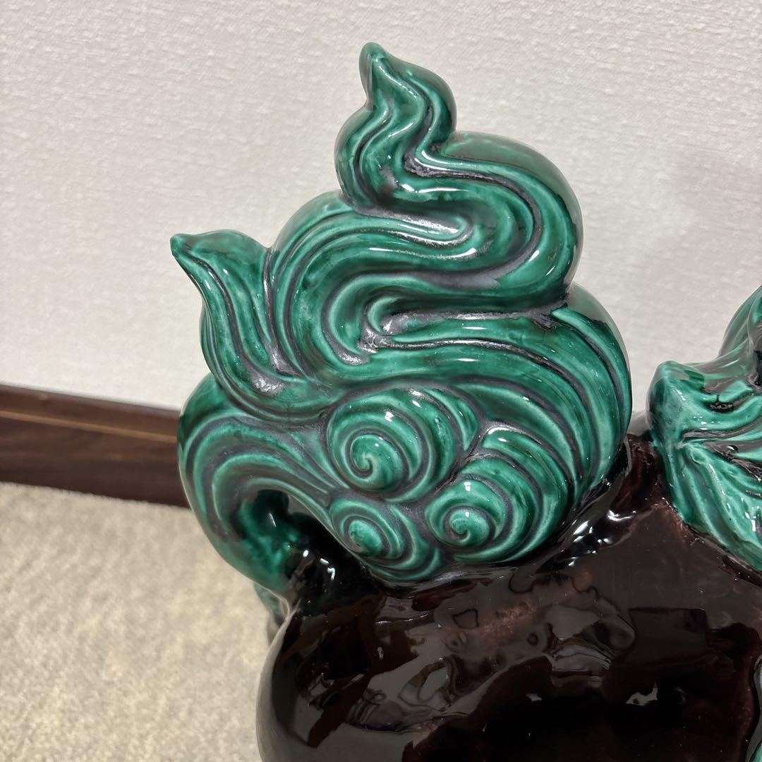 色絵 牡丹文玉乗り獅子
