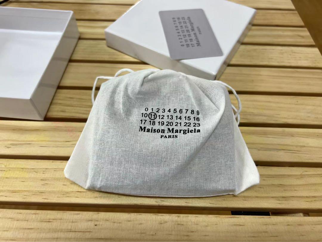 新品 Maison Margielaメゾンマルジェラmm6 二つ折り財布 - 折り