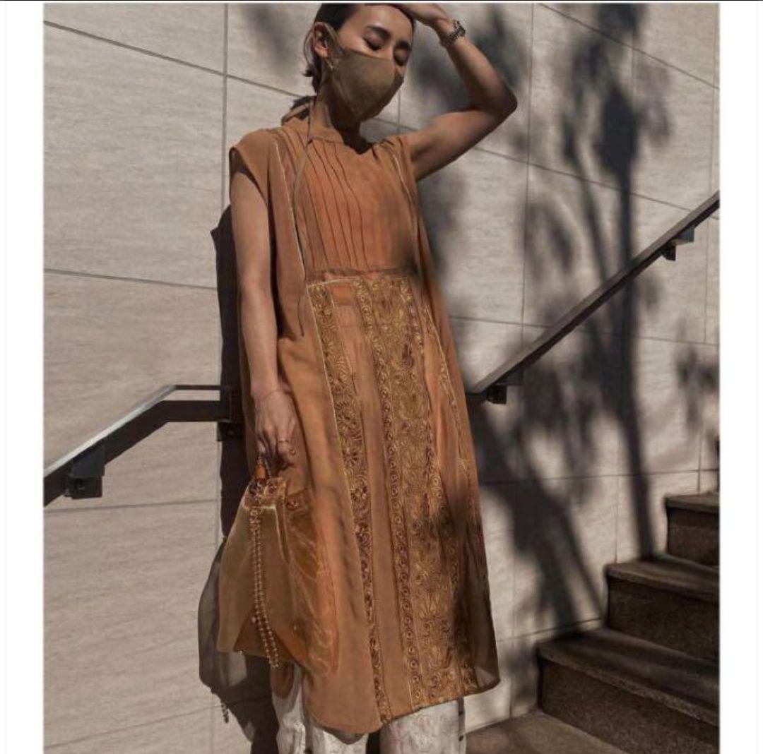 AmeriMEDI EMBROIDERY LONG TOP