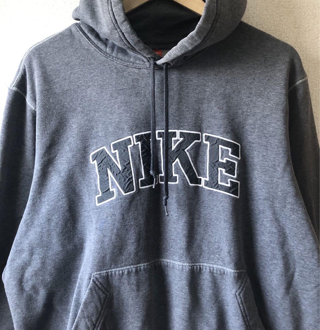 ナイキFC グレーパーカー　長袖　新品　未使用　オーセンティック　XLサイズ NIKE F.C. グレー XL パーカー - トップス本当に 安い 通販