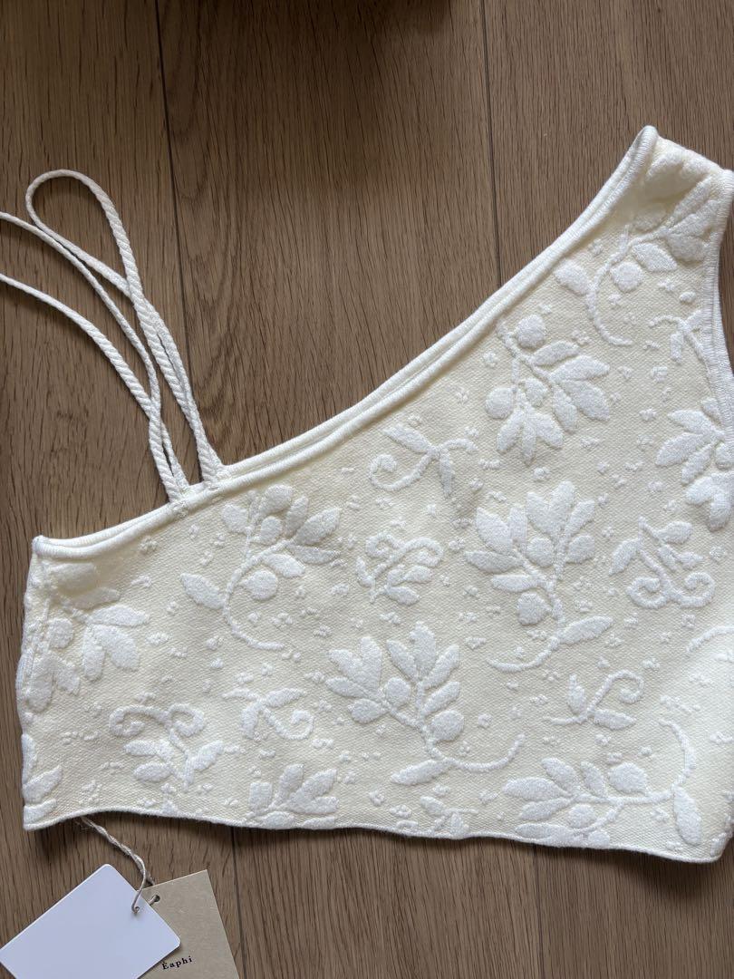 新品Eaphi one shoulder leaf bustier アイボリー 新品 Eaphi one shoulder leaf bustier - メルカリ