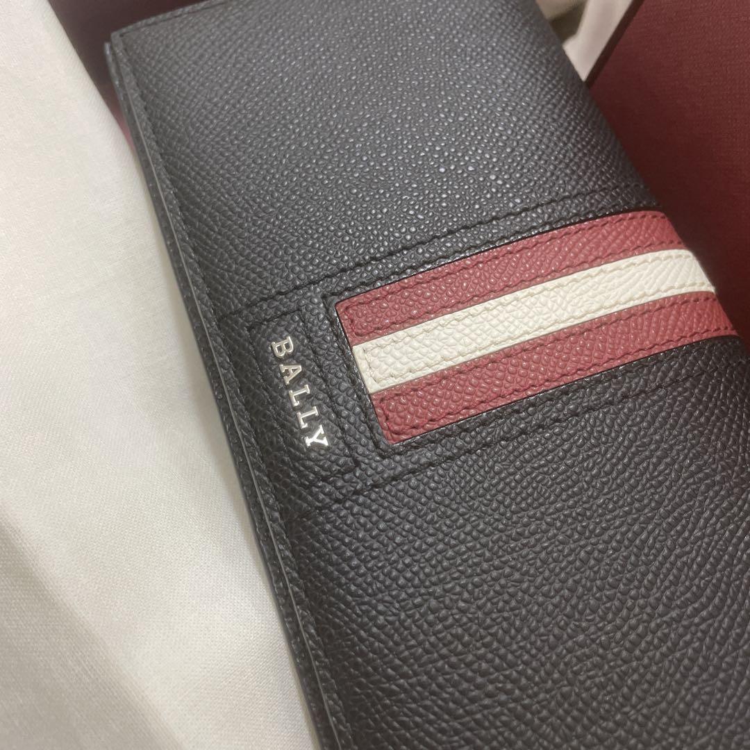 未使用/BALLY　/ストライプ　二つ折り財布　ブラック　レザー正規品