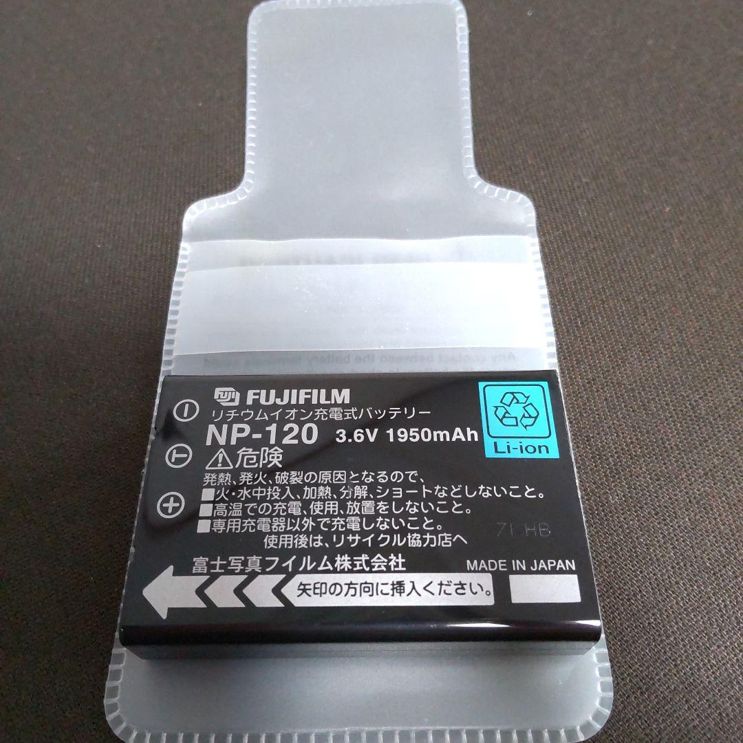 F11 コンパクトデジタルカメラ