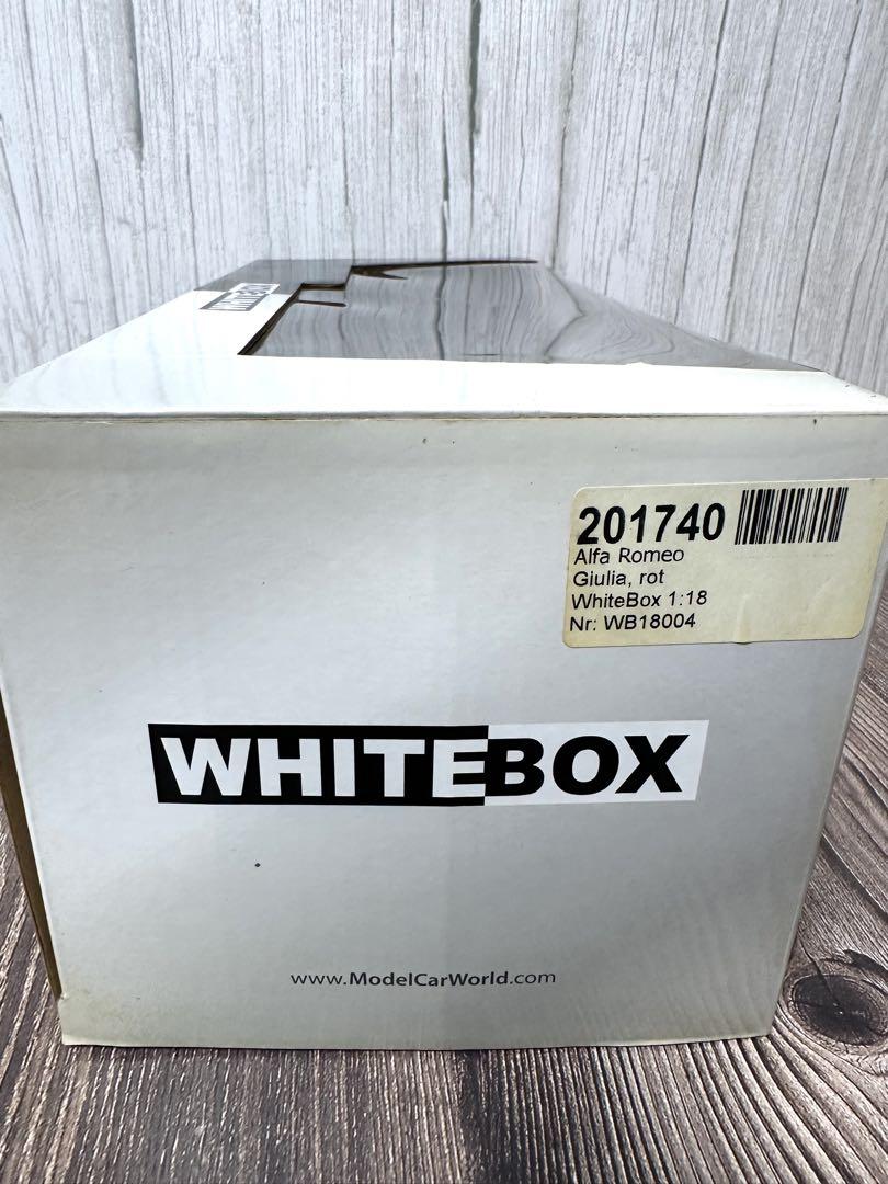 自動車 WHITEBOX Alfa Romeo Giulia 1:18 Red