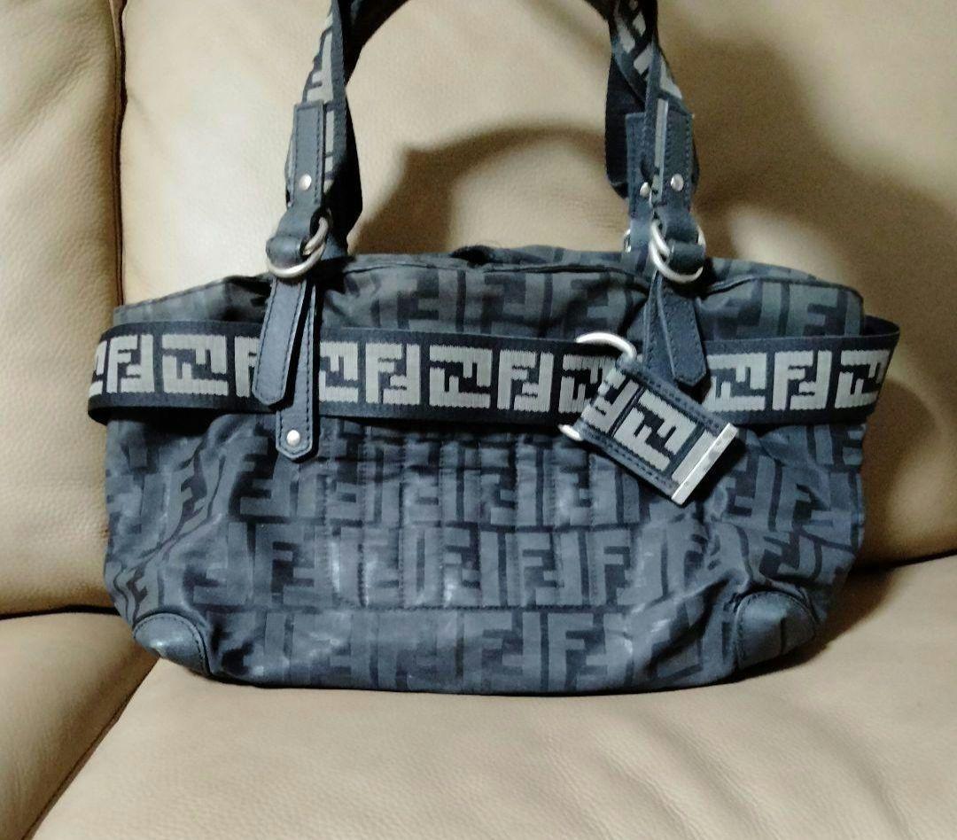 FENDI　ズッカ　ハンドバッグ