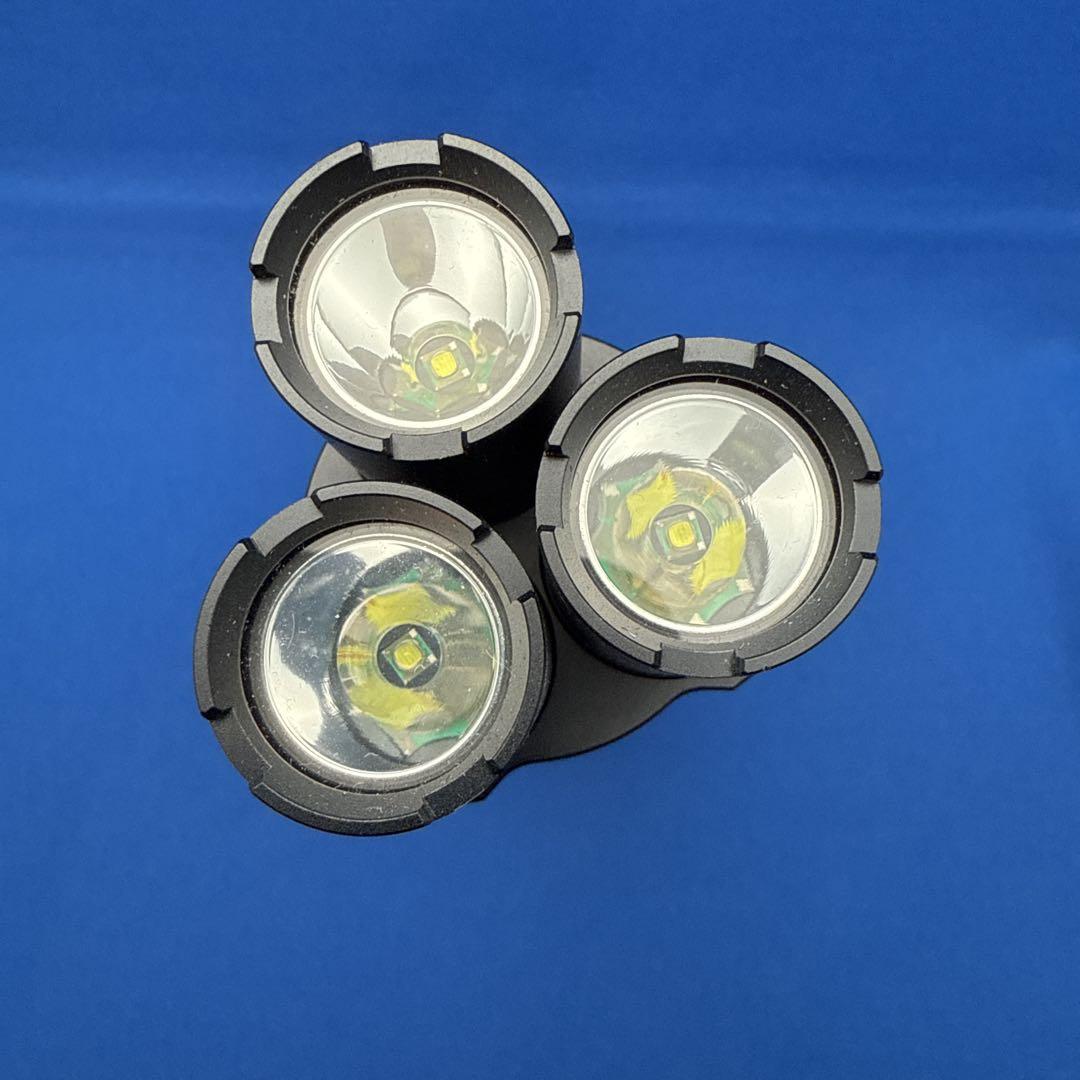 フェニックス LEDフラッシュライト（懐中電灯） 明るさ760