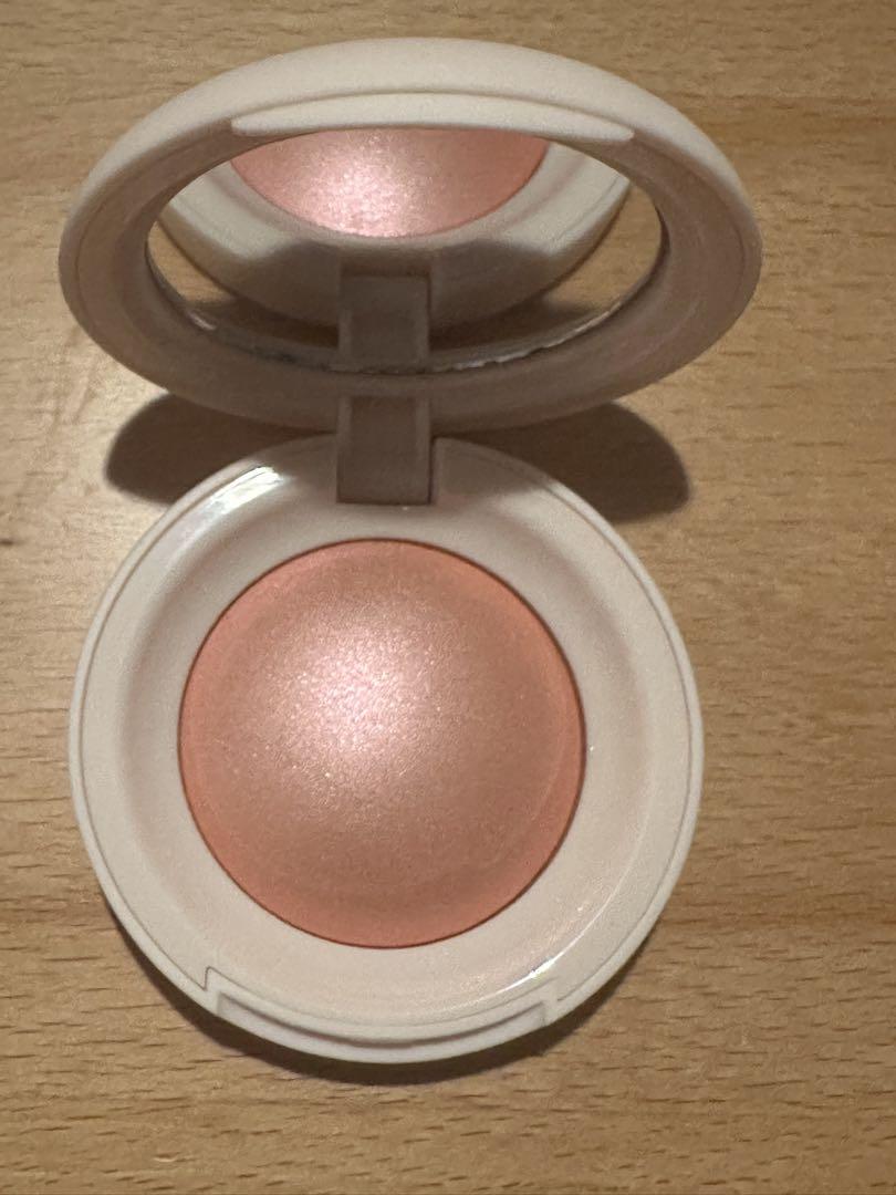 【新品未使用】Rare Beauty パウダー